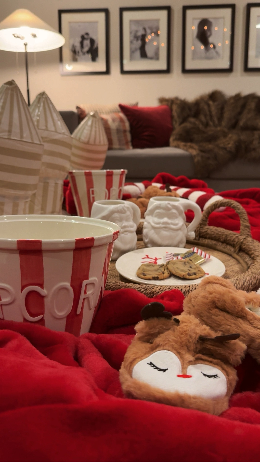 Kick off to Christmas 🎅🏼 #christmas #holiday #movienight #home 

#LTKHome #LTKHoliday #LTKSeasonal