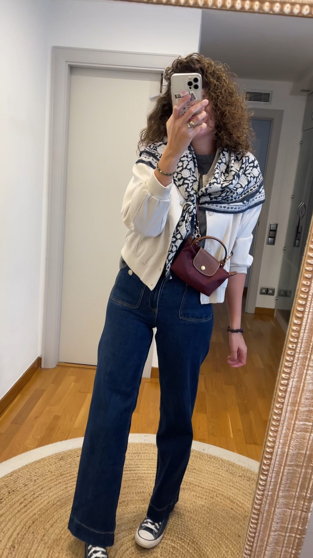 Me encanta este bolso #longcham en color burdeos

#LTKeurope #LTKespana #LTKautumn