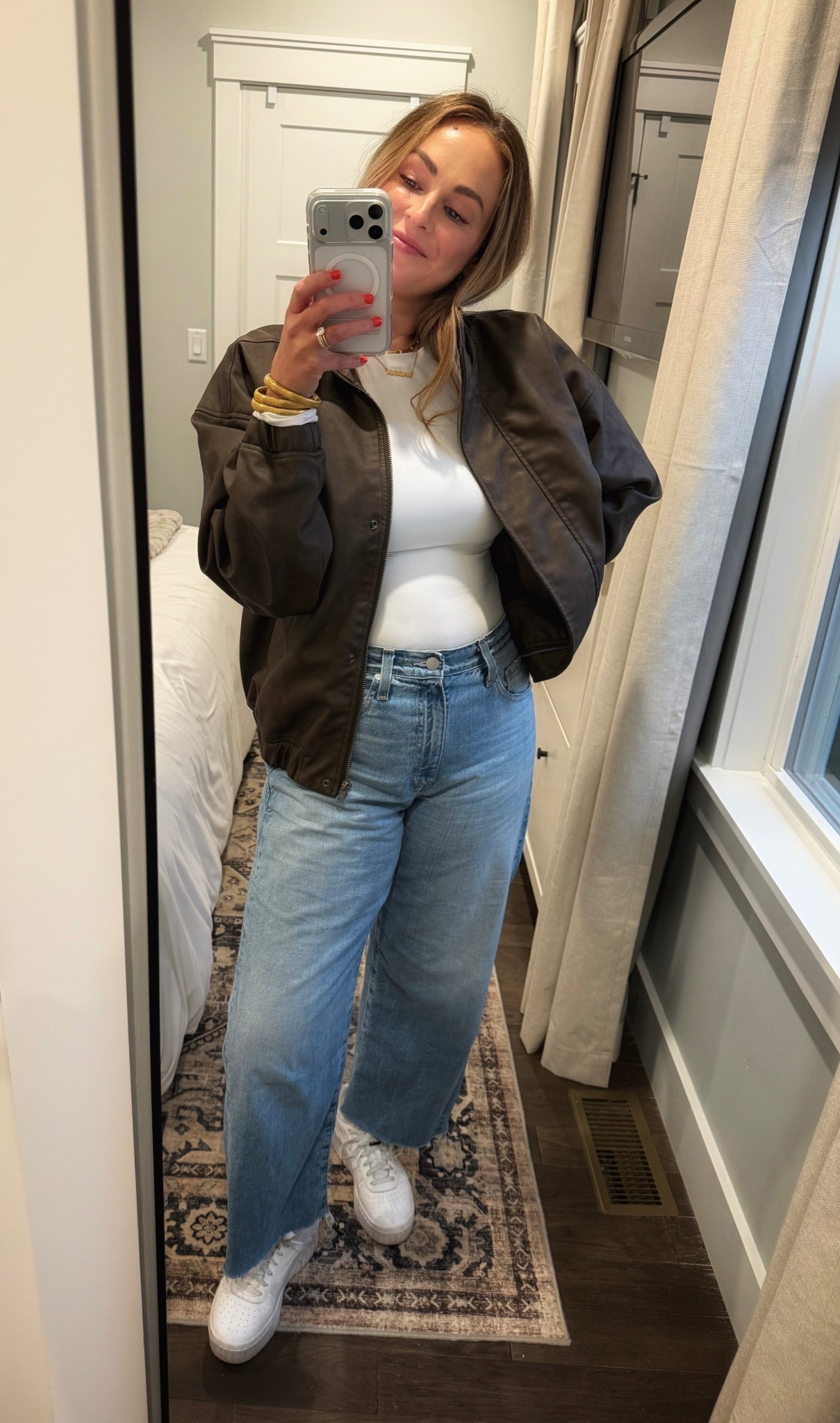 Keeping it casual for a Sunday concert👏🏼

Jacket is from Target but currently sold out.

#LTKmomlife #LTKdayinmylife #LTKgrwm