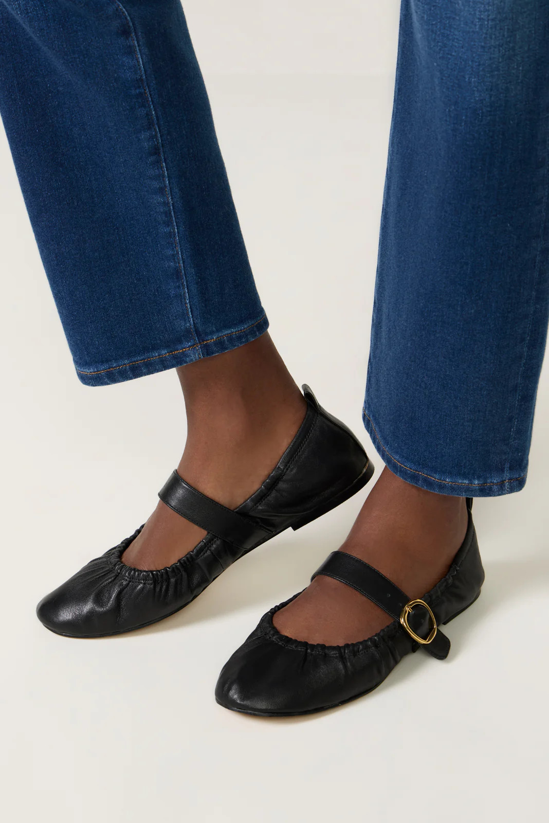 Caely Flat | Evereve