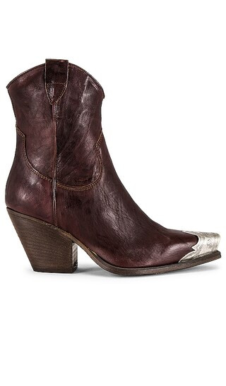 Brayden Western Boot in Hot Fudge | Revolve Clothing (Global)