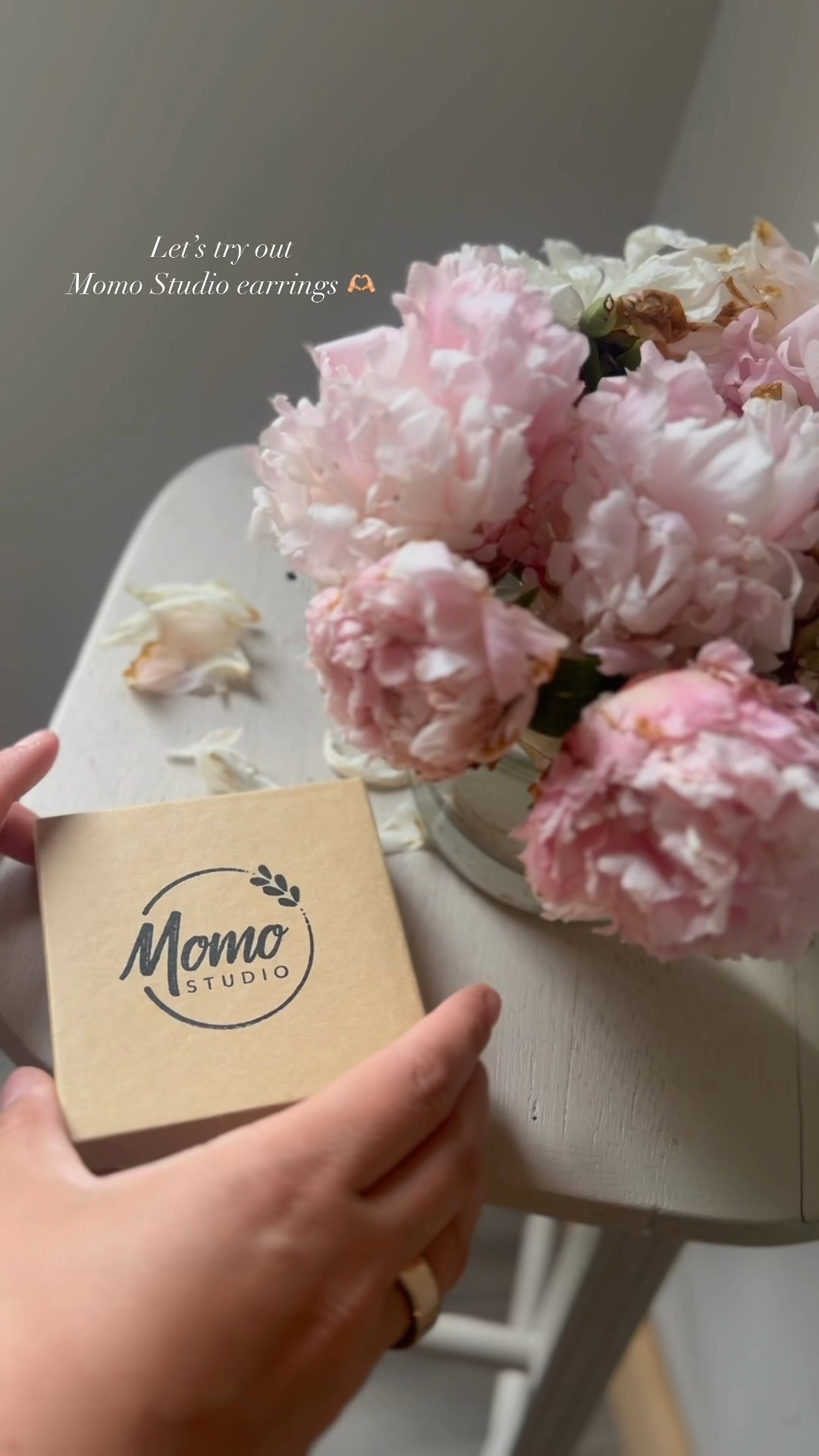 “Give a girl the right pair of earrings, and she’ll conquer the world” — Make them @momo.studio.llc earrings and they’ll be a statement piece to add to any collection. Unlike typical polymer clay earrings, these earrings are uniquely designed to fit any style ✨
Explore all of @momo.studio.llc earrings and learn about the creator Gaby through the like to know it app! I’ve linked these huggies in my LTK shop so you can shop directly from there! https://liketk.it/5eK96 #liketkit @shop.ltk #AD #polymerclayjewellery #handmadejewelry 

#LTKWorkwear #LTKSummerEdit #LTKWedding