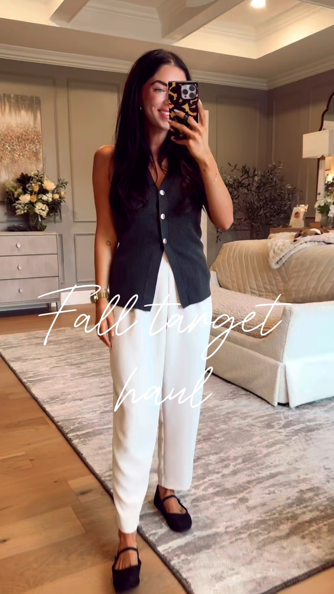 Hey hey! I’m just shy of 5’4, 121lbs. Im in a size small or size 4! Love these target finds for fall! 