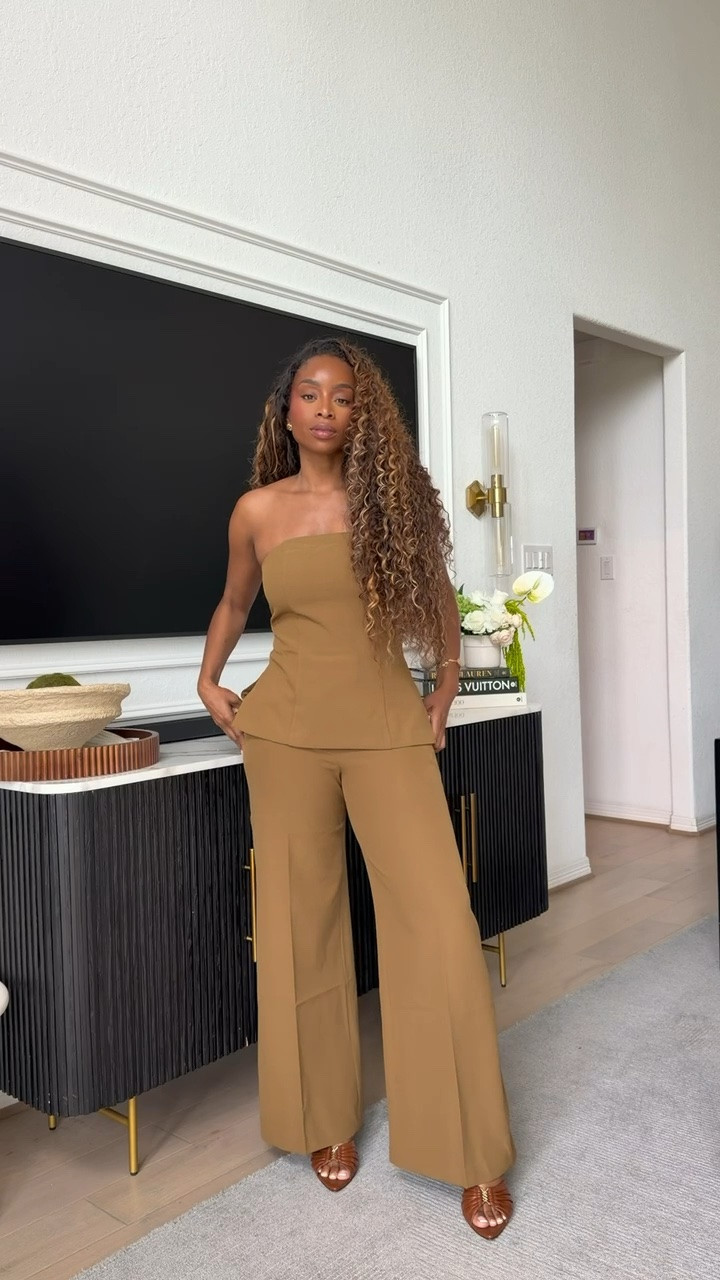 Express is coming in hot with these looks that can be worn to work or happy hour 😍 I’m in love! #DressToExpress #ExpressPartner