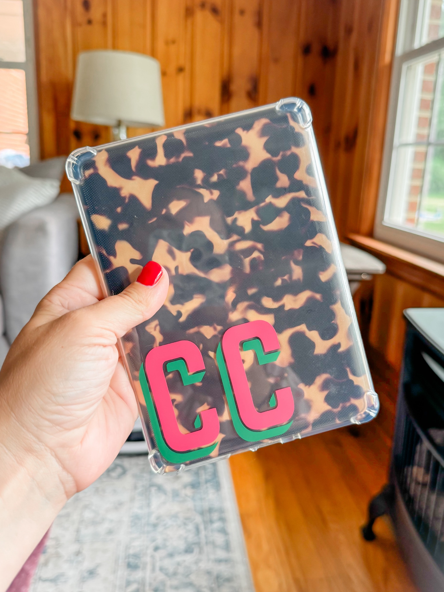 gave my kindle paperwhite a little glow up ✨🤎

#LTKFindsUnder50