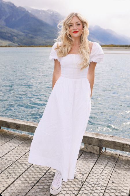 Reformation white linen dress wearing size 4

#LTKSeasonal #LTKTravel #LTKWedding
