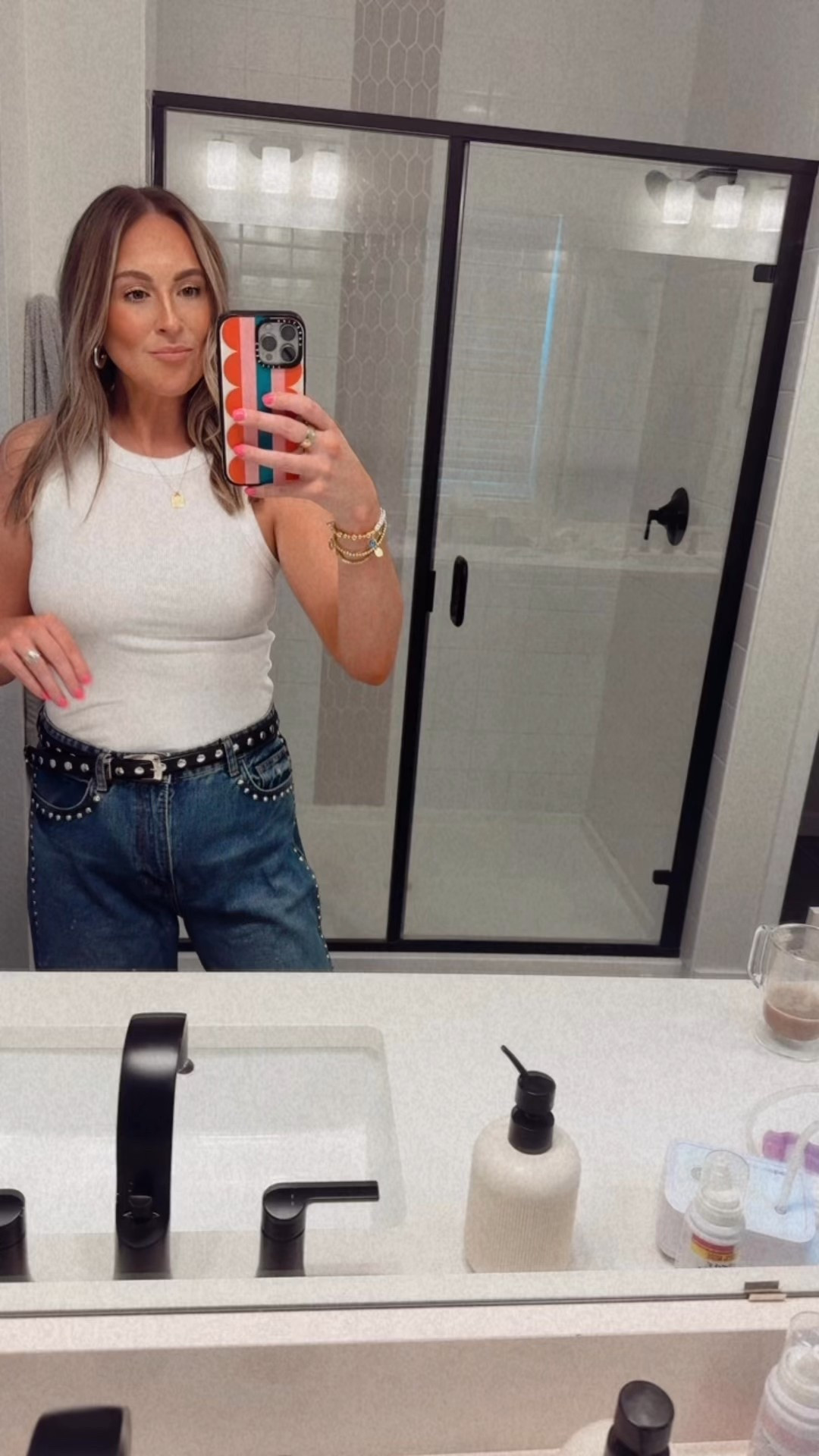 Friday night football game OOTN 🍁🏈

#LTKFindsUnder100 #LTKSeasonal #LTKStyleTip