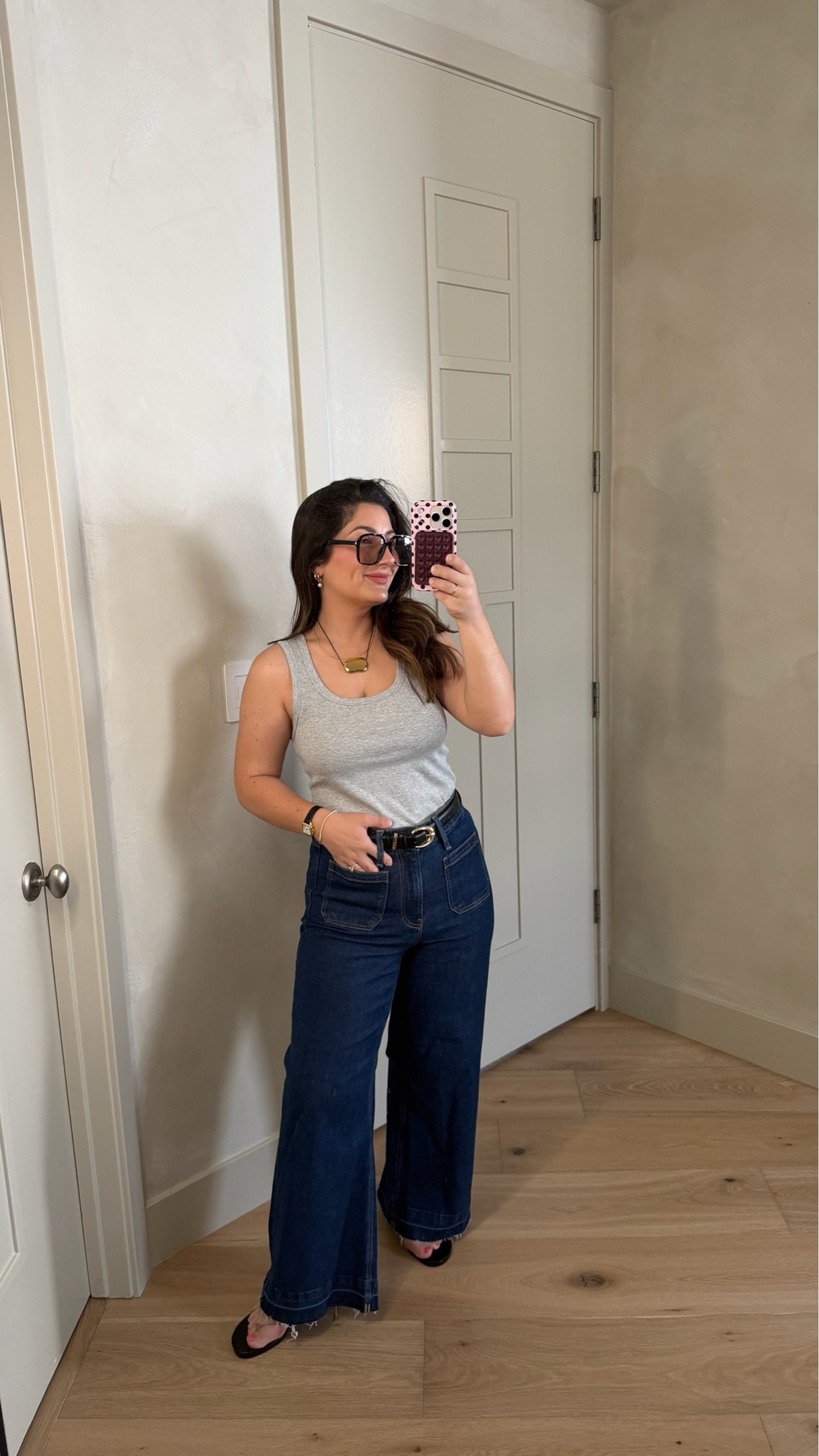 OOTD! 
Tank size small 
Jeans size 27 regular in ankle length jeans 

5’0” 140lbs  

 

#LTKootd #LTKSaleAlert #LTKPetite