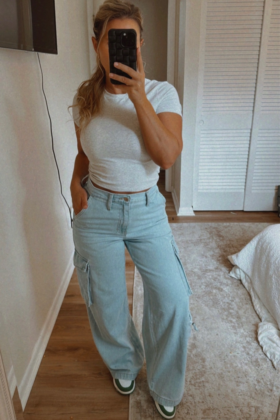 These Target jeans! I’m obsessed! I sized up for a baggier fit! #target #targetfinds #jeans #denim #fallfashion

#LTKGiftGuide #LTKSeasonal #LTKstyletip