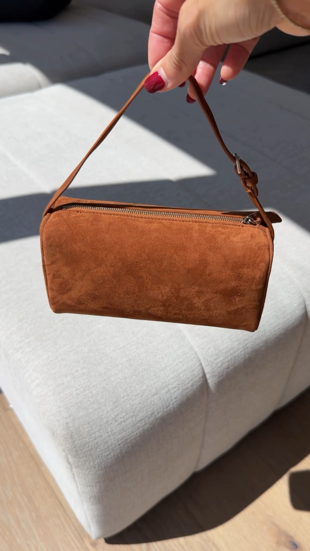 This bag is giving the row but it’s Amazon and under $60! 🤎

#LTKSeasonal #LTKstorytime #LTKOver40