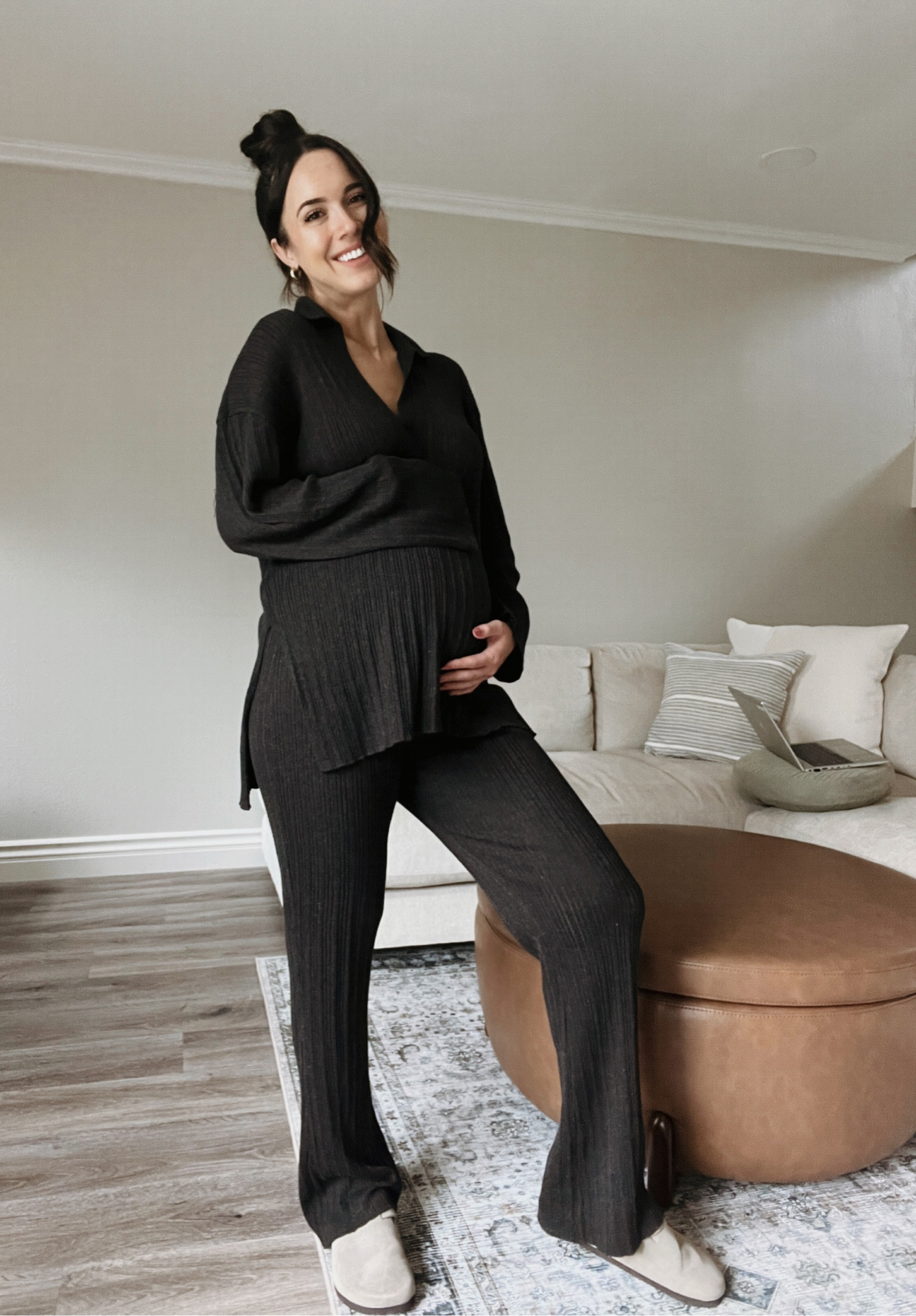 Non maternity bump friendly matching set
Maternity fall style 
Wearing size medium 

#LTKCyberWeek 

#LTKbump #LTKsalealert
