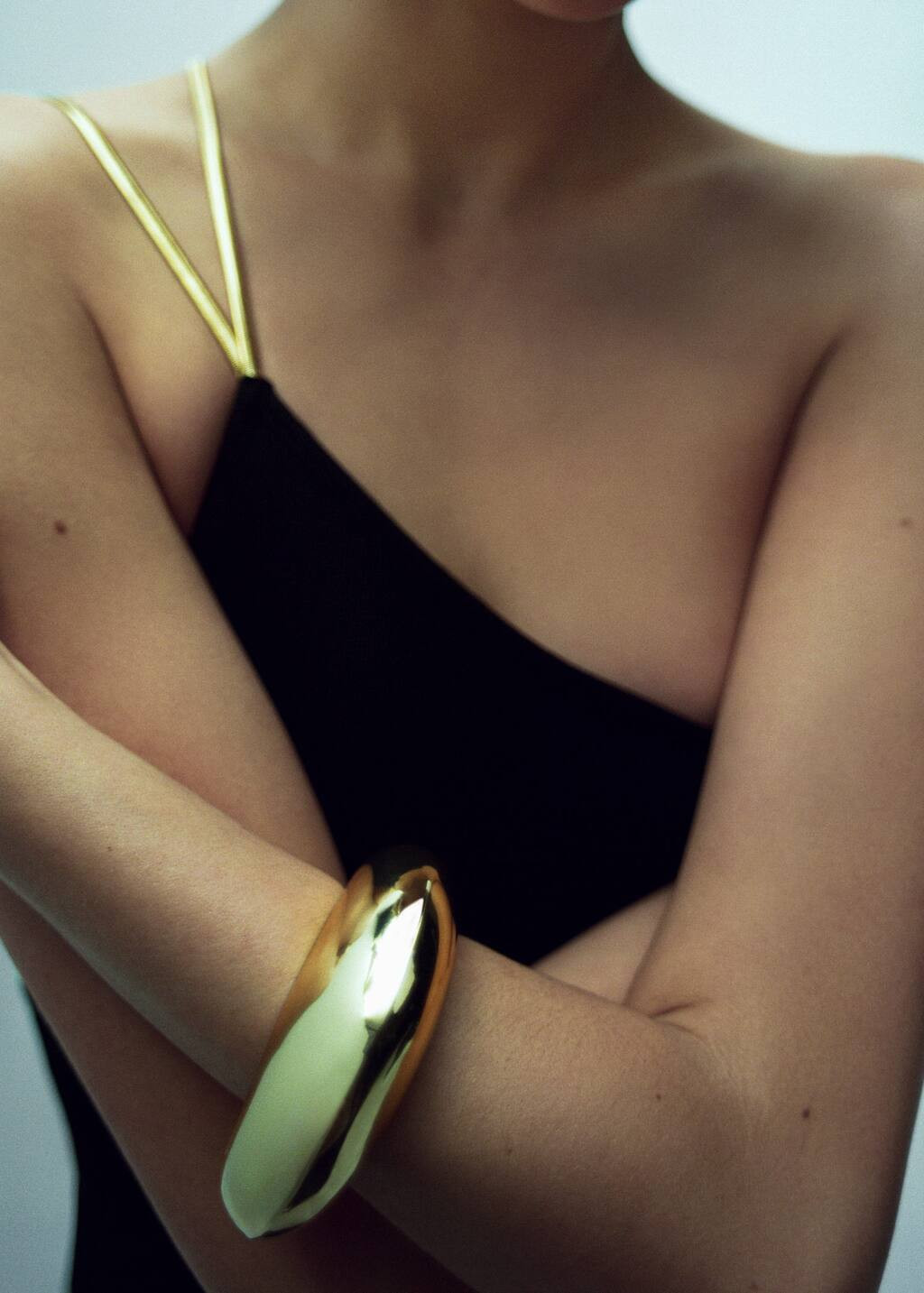 Maxi-bracelet -  Women | Mango USA | MANGO (US)