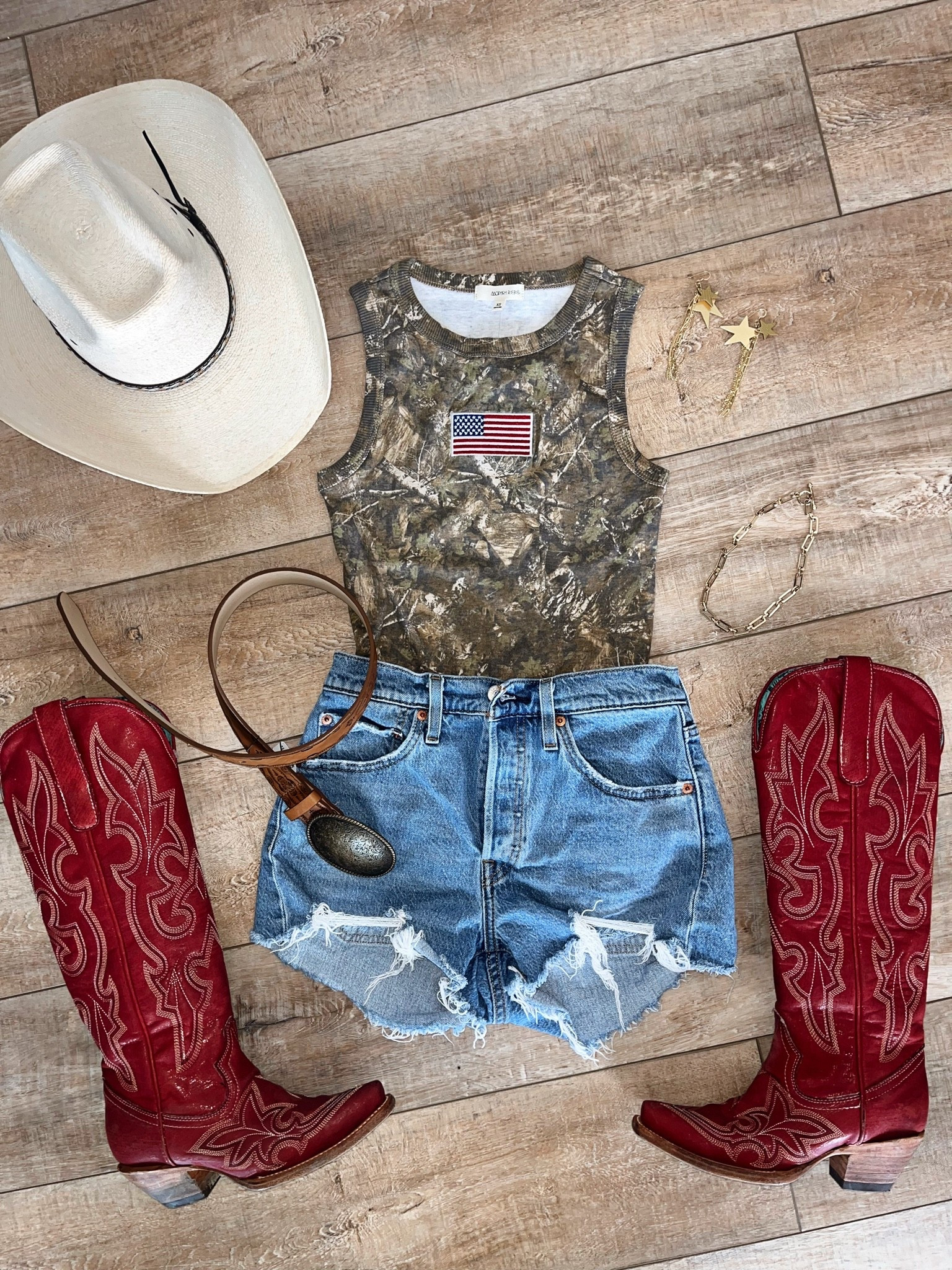 Can someone say patriotic cowgirl?? Love the country 4th of July look!

#LTKootd #LTKSeasonal #LTKSaleAlert