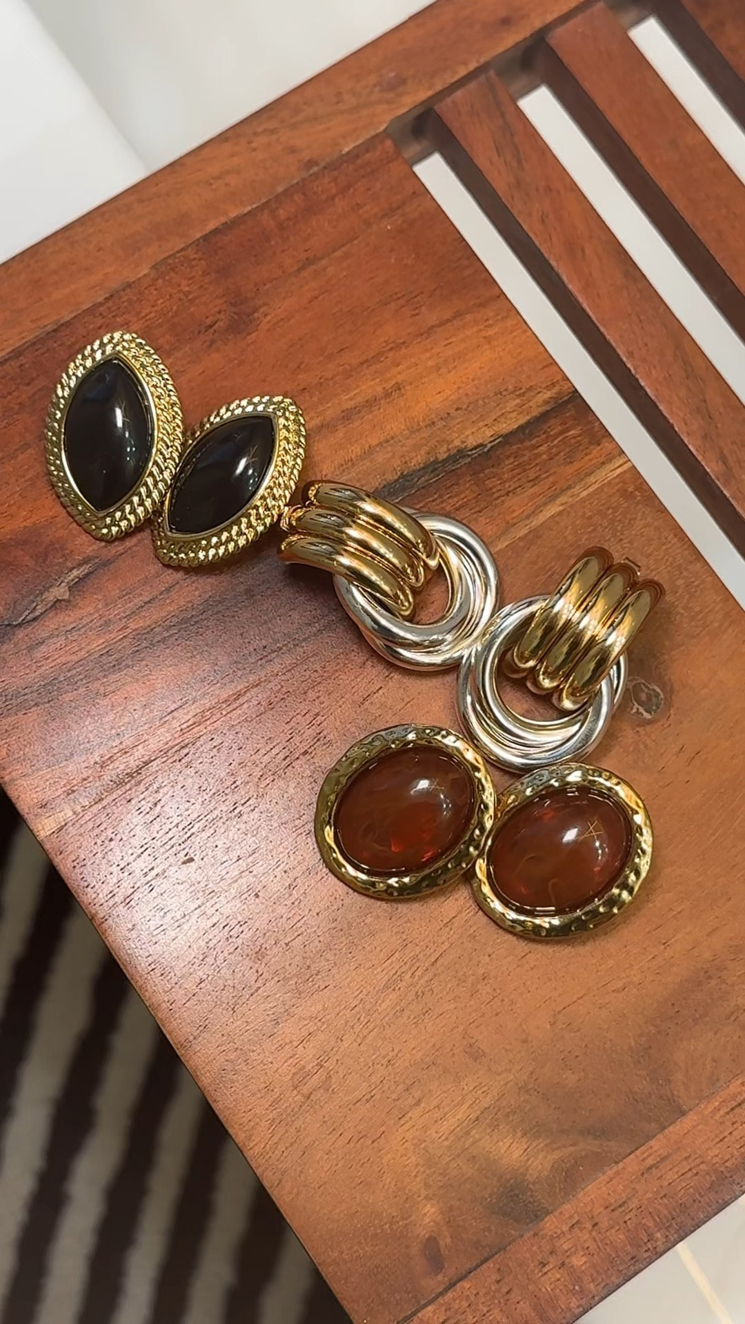 My favorite way to accessorize!

#heavenmayhem #statementearrings #earrings #jewelry #cutejewelry #coolgirl #fallfashion #LTKfall

#LTKU #LTKFindsUnder100 #LTKStyleTip