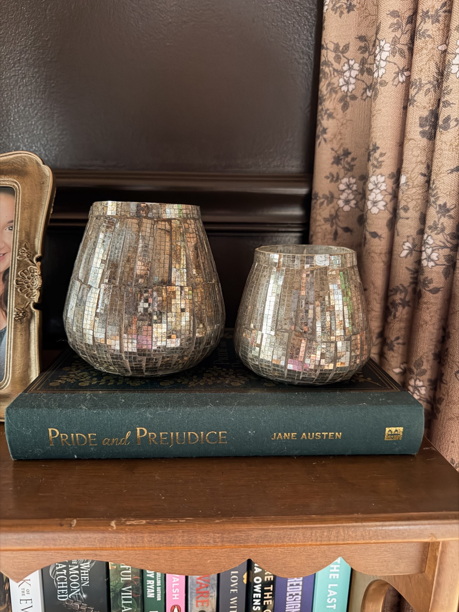 Tea light holders
Prettiest pride and prejudice book

#LTKHome