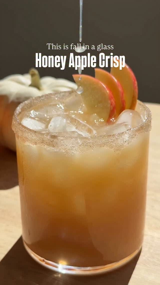 Honey Apple Crisp! 🍎✨

I come back to this recipe year after year! It’s one of my most popular drinks of the season for a reason. 

I’m always taking requests and ideas so let me know what you would like to see!

Ingredients
• 1 oz NA tequila alternative (or 1 oz orange juice)
• dash of @allthebitter orange bitters
• 4 oz apple cider or apple juice
• 1/2 oz lime juice
• 1 tsp maple syrup
• Rim: cinnamon sugar

#mocktailgirlie #mocktails #falldrinks #sobercurious #fallrecipes