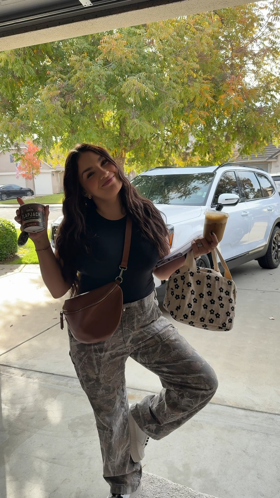 anybody else bring their whole life to work with them? 😛

#LTKdayinmylife #LTKmorningroutine #LTKootd