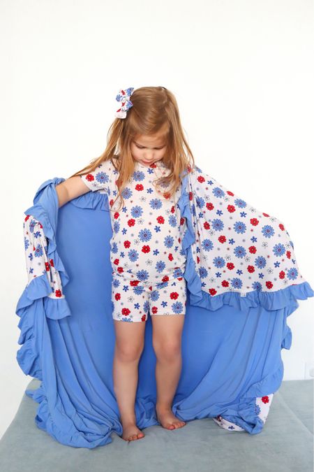 Memorial Day Weekend 💙❤️

Blankets & PJs from @dreambiglittleco - shop 25% off site-wide during their Memorial Day Sale and grab fun patriotic prints for summer and 4th of July 🇺🇸 
#Ad #dblcpatriotic #dblcpartner #dreambiglittleco #ltkkids 

#LTKSaleAlert #LTKKids #LTKFamily