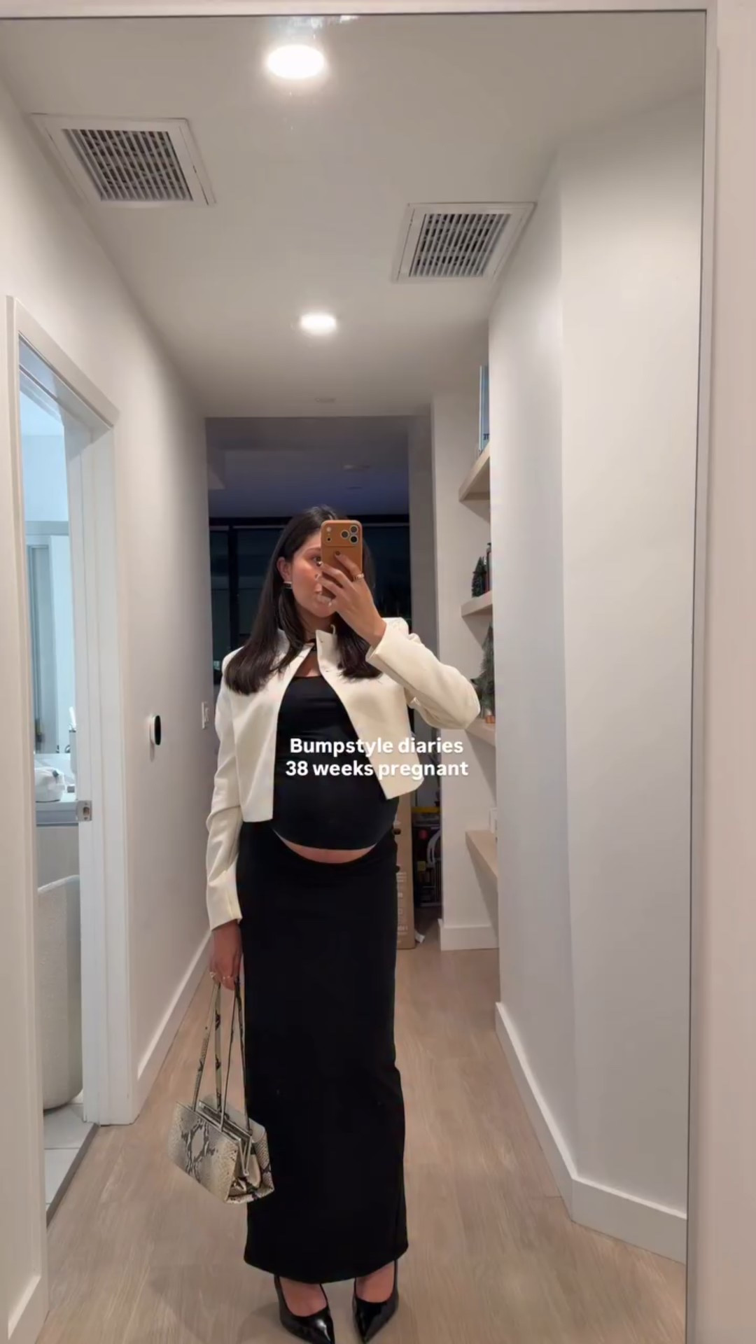 Any day now 🙃🖤 

-
ideas, maternity fashion, chic maternity style, bump friendly outfits, third trimester style, 38 weeks pregnant outfit, pregnant fashion inspo, elevated bump style, mom-to-be style, maternity OOTD, pregnancy chic look, baby bump fashion, maternity aesthetic outfit