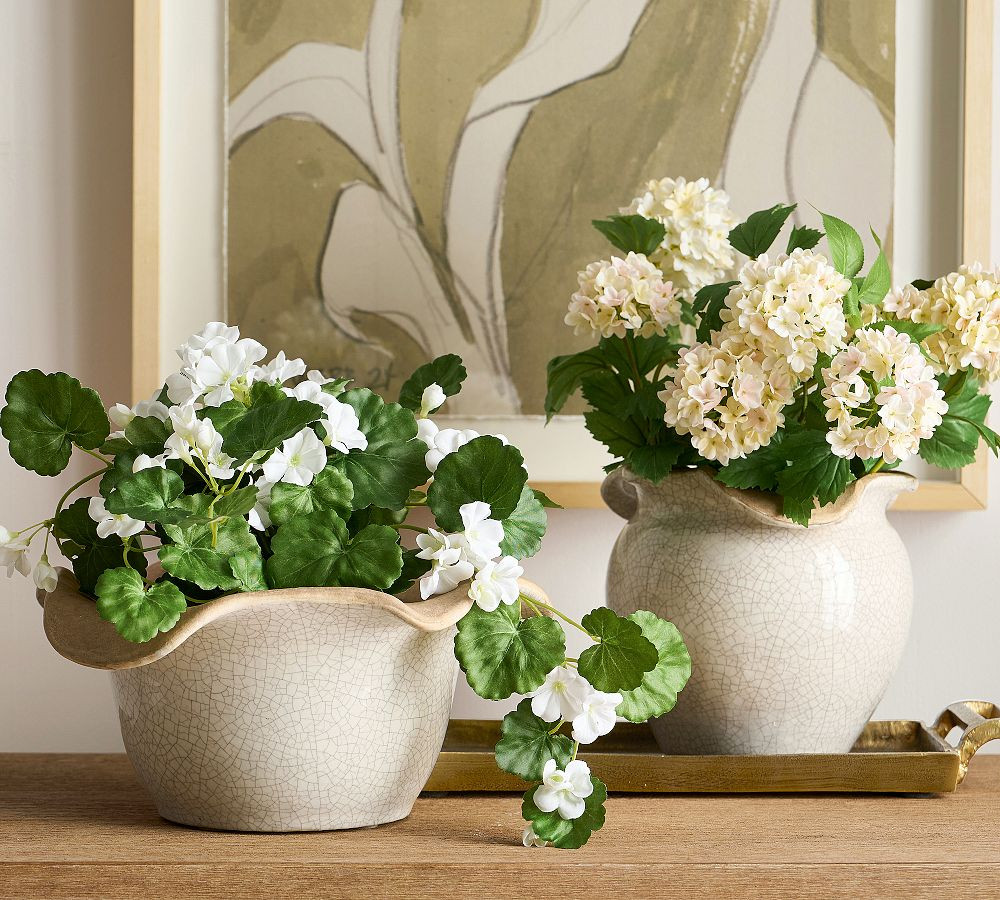 Scallop Ceramic Collection | Pottery Barn (US)