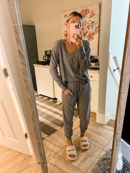 The softest pjs from Loft are on sale! Loverly Grey is wearing an XS in both the joggers and tee 

#LTKsalealert #LTKstyletip #LTKunder100