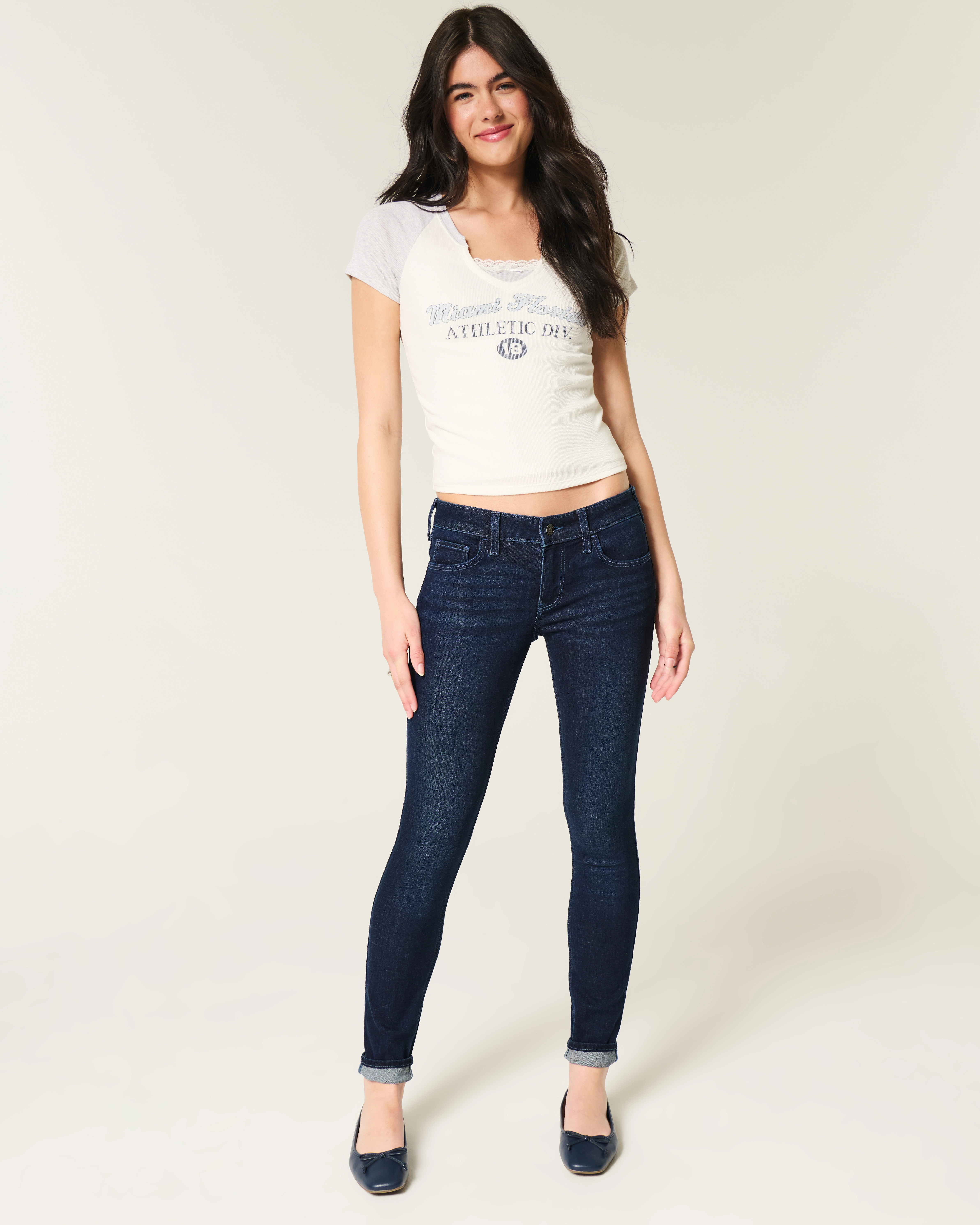 Low-Rise Dark Wash Super Skinny Jeans | Hollister (US)