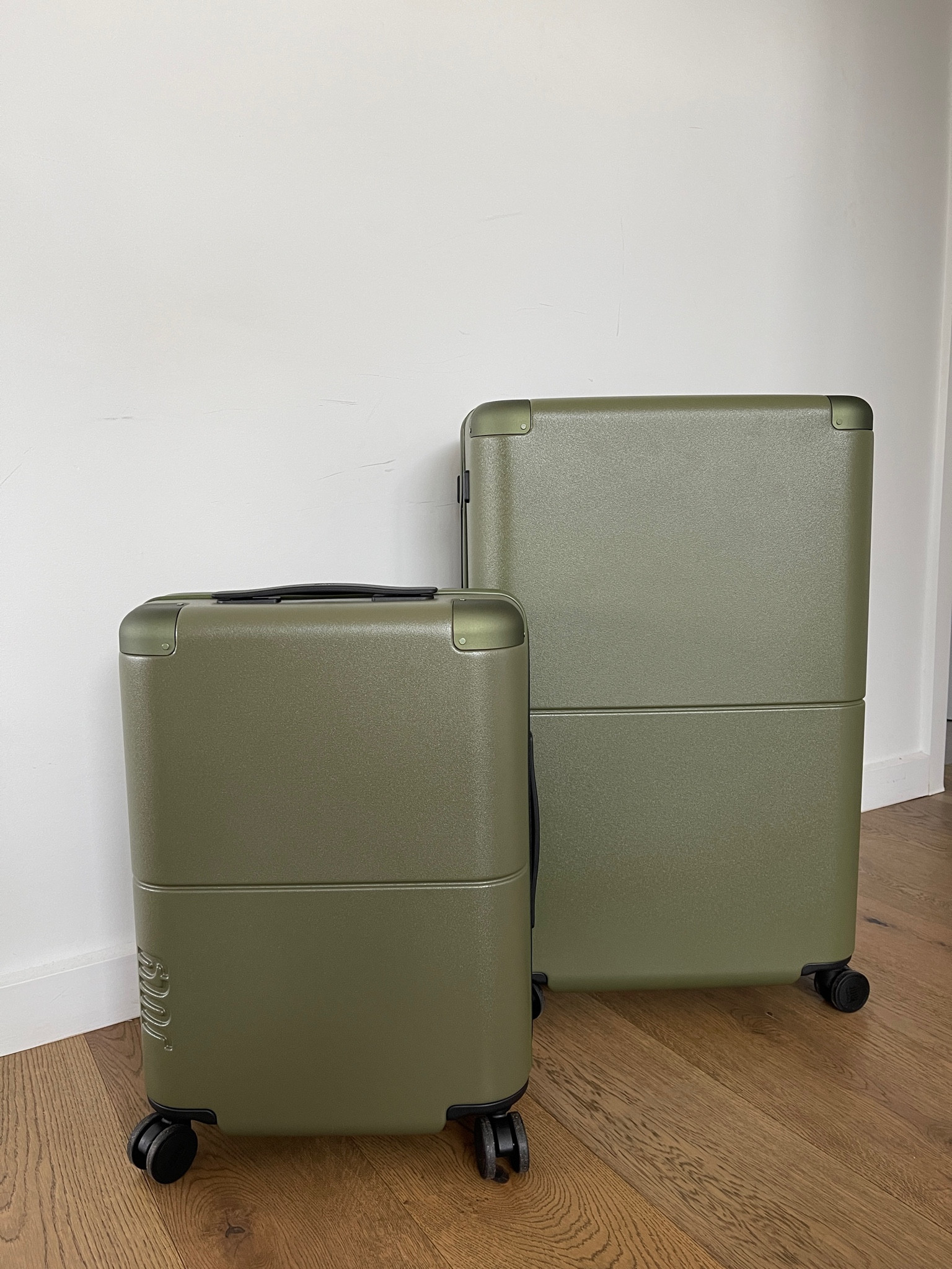 AAFW ready with my new July suitcases 😍

#LTKstyletip #LTKaustralia #LTKtravel