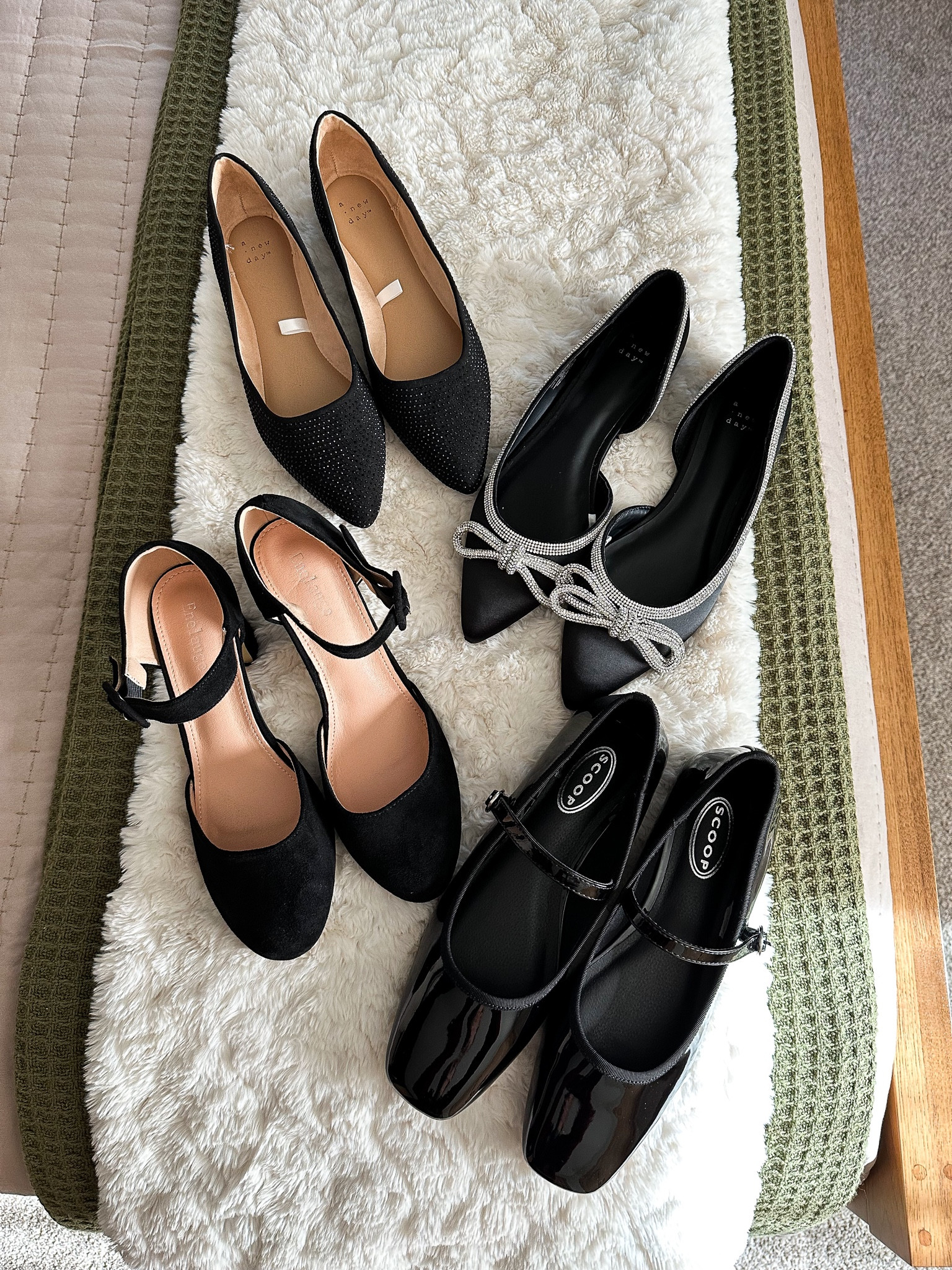 Holiday shoe roundup 


#LTKHoliday #LTKfindsunder50 #LTKshoecrush