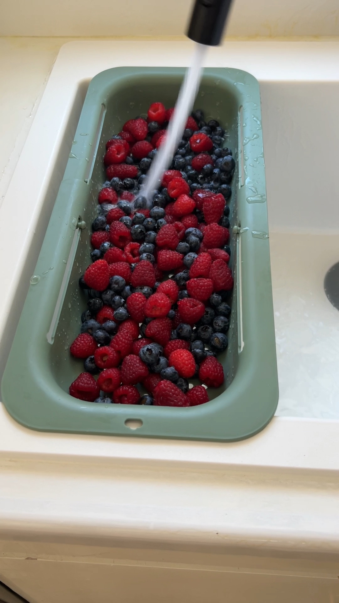 2 fav kitchen things for washing produce 



#LTKMostLoved #LTKVideo #LTKhome