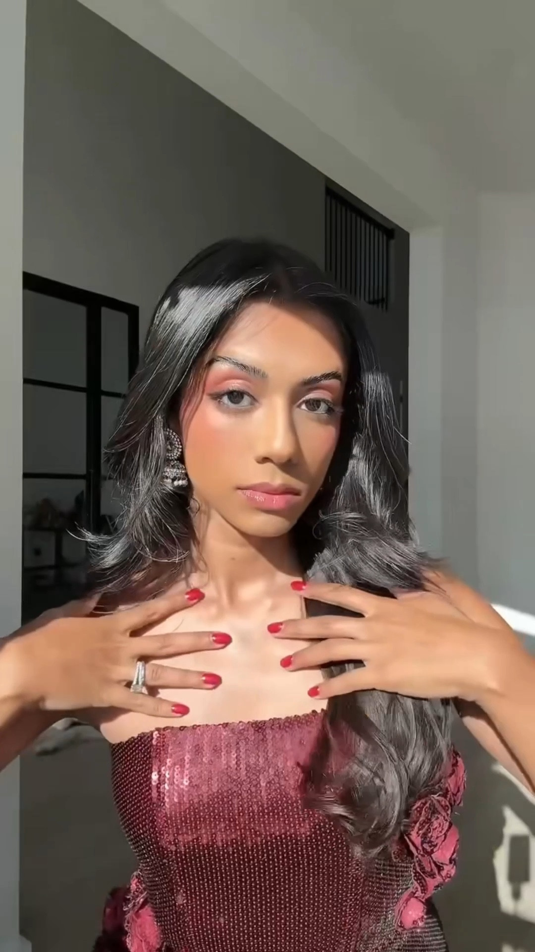 Baddie makeup on brown skin ft pinky-red tones

#LTKgrwm #LTKBeauty #LTKSeasonal