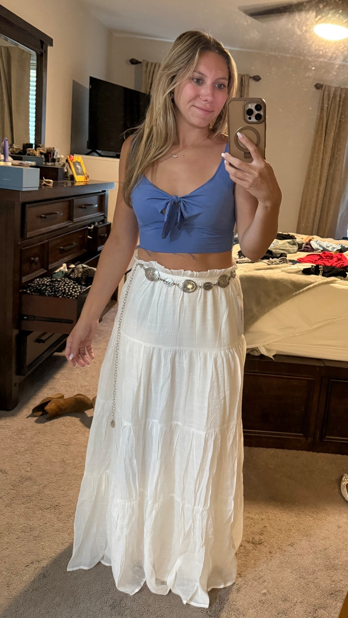 The outfit I wore to a Riley Green concert was so fun! A white maxi skirt is the perfect summer country concert outfit. Wearing a size 4 in the skirt and it is a little long on me. I’m 5ft2

#LTKStyleTip #LTKTravel #LTKFindsUnder100
