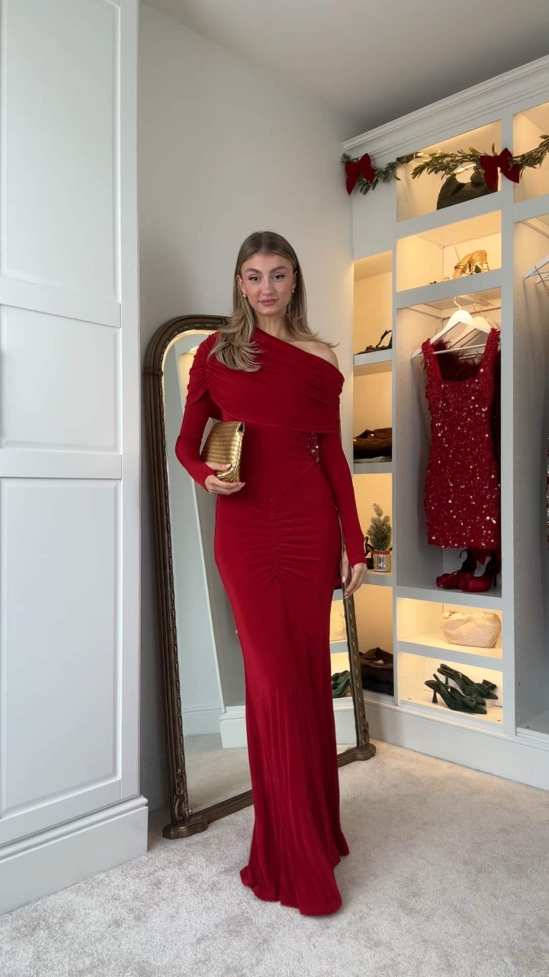 I love this for party season, so understated but gorg!!! I wear an XS for reference ❤️