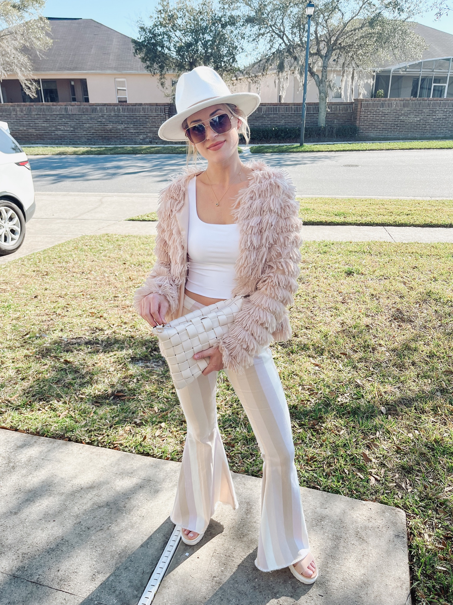 Valentines Day look - perfectly spring ready, too! 

#LTKstyletip #LTKshoecrush #LTKSeasonal