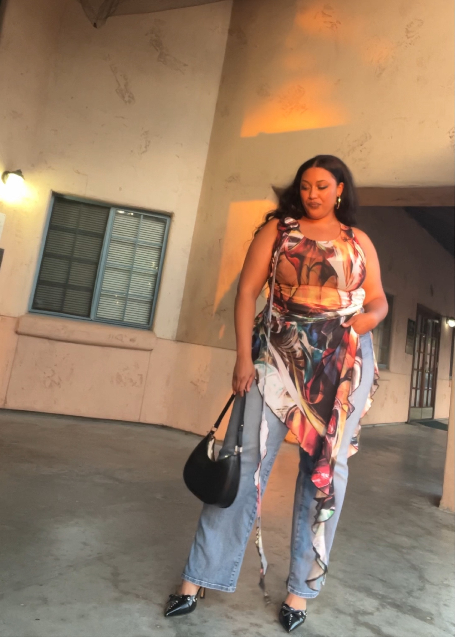 Top and split him jeans are from FNova 


#LTKFindsUnder100 #LTKPlusSize #LTKMidsize