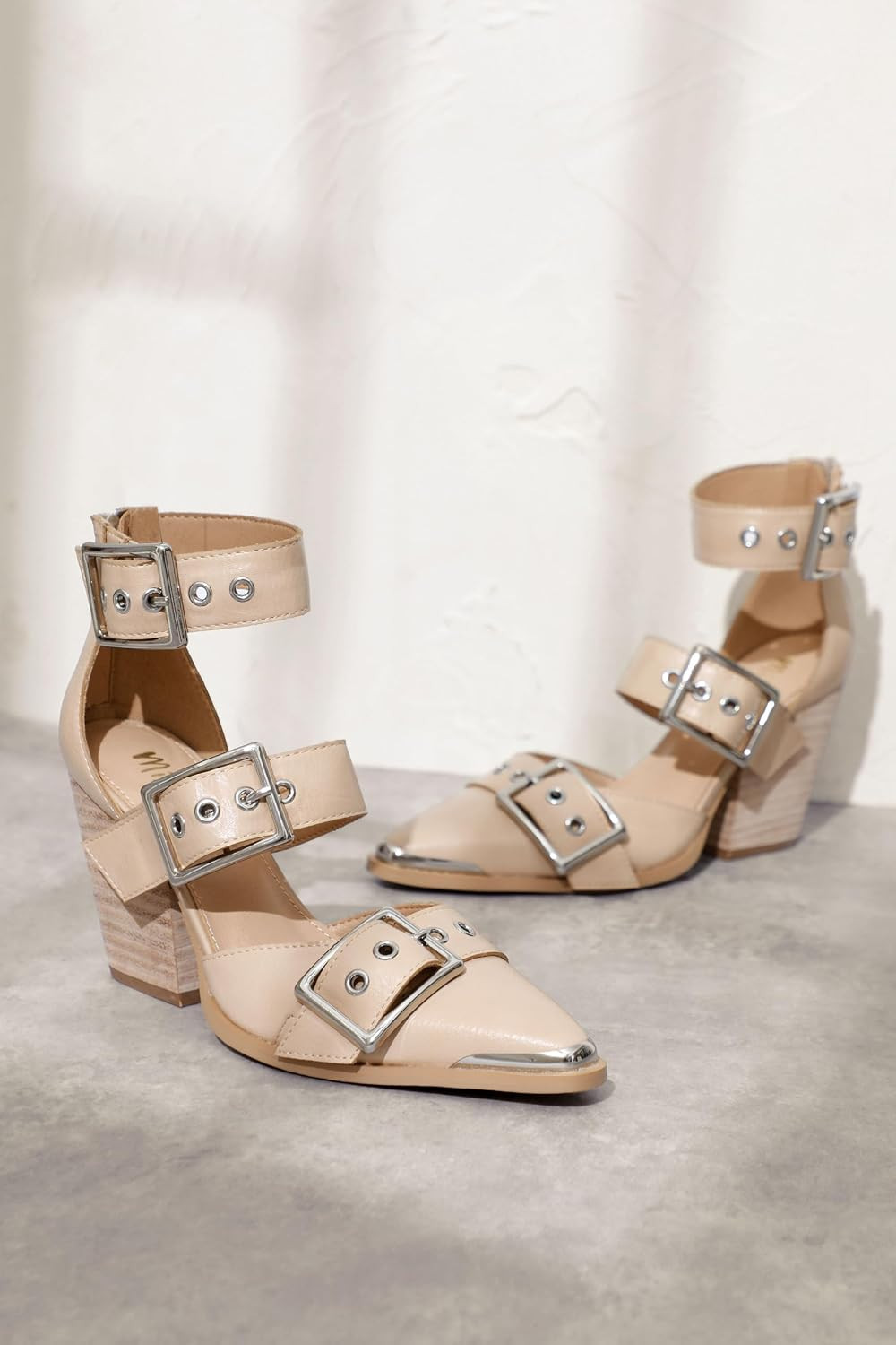 Mi.iM Hendrix Chunky Heel Buckle-on Pointed Toe Sandals (8, Beige) | Amazon (US)