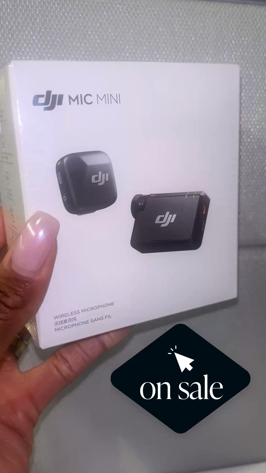 I finally added a mic to my content creator kit. If you need one, you’re in luck because it’s still on sale. 

This one comes highly recommended by @redlipsandpassports 

Love that we can tag peeps on here now 🥰



#LTKHome #LTKhaul