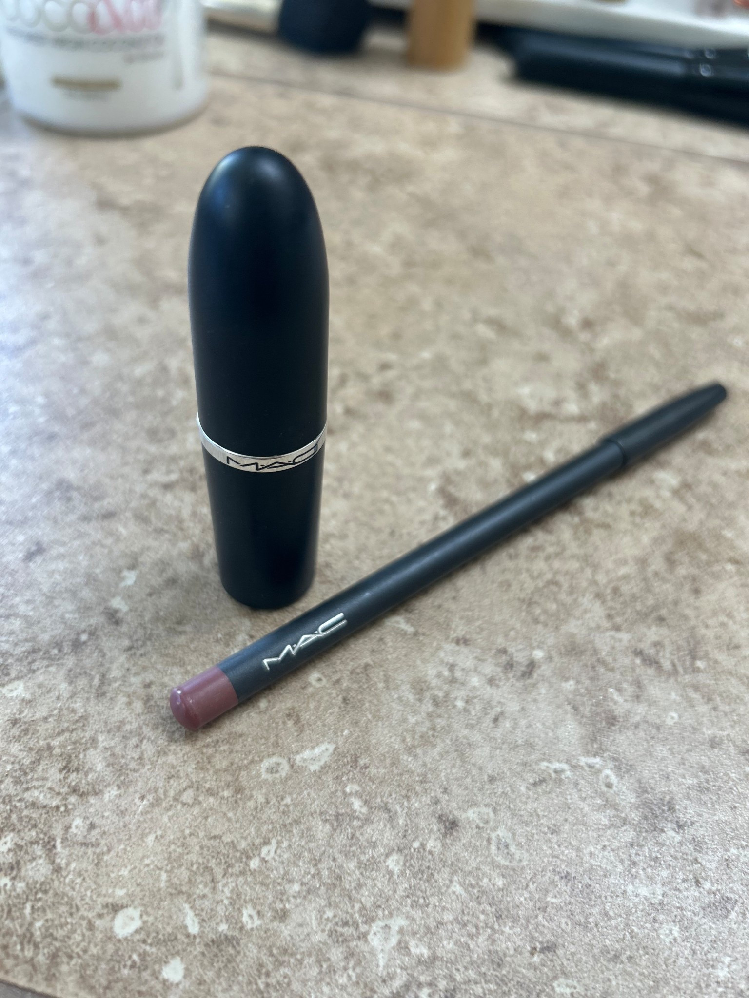 Favorite Mac Lip Combo

#LTKStyleTip #LTKGiftGuide #LTKBeauty