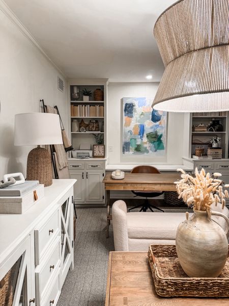 Cozy office vibes. 

#officedesk #officechair #chandelier #tablelamp #studiomcgee #target #office #upholsteredbench