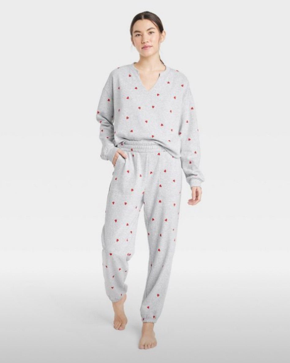 Fleece loungewear set, $17-22, more colors available, XS-XL

#loungewear #fleeceset #loungewearset #LTKunder25 #target #targetfinds #cozy #comfy 

#LTKunder50 #LTKstyletip