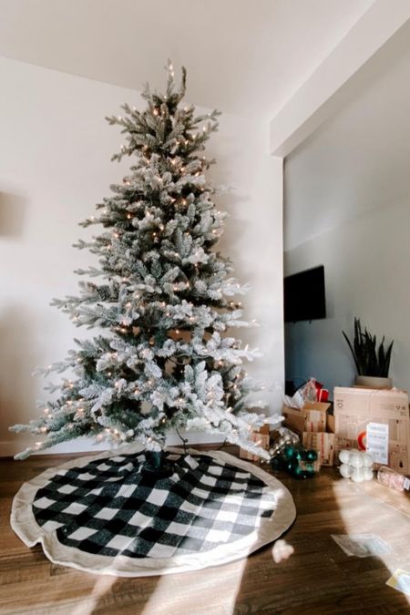 Black and white Christmas decor, holiday decor, gingham Christmas tree skirt, target holiday, flocked christmas tree

#LTKhome #LTKSeasonal #LTKHoliday