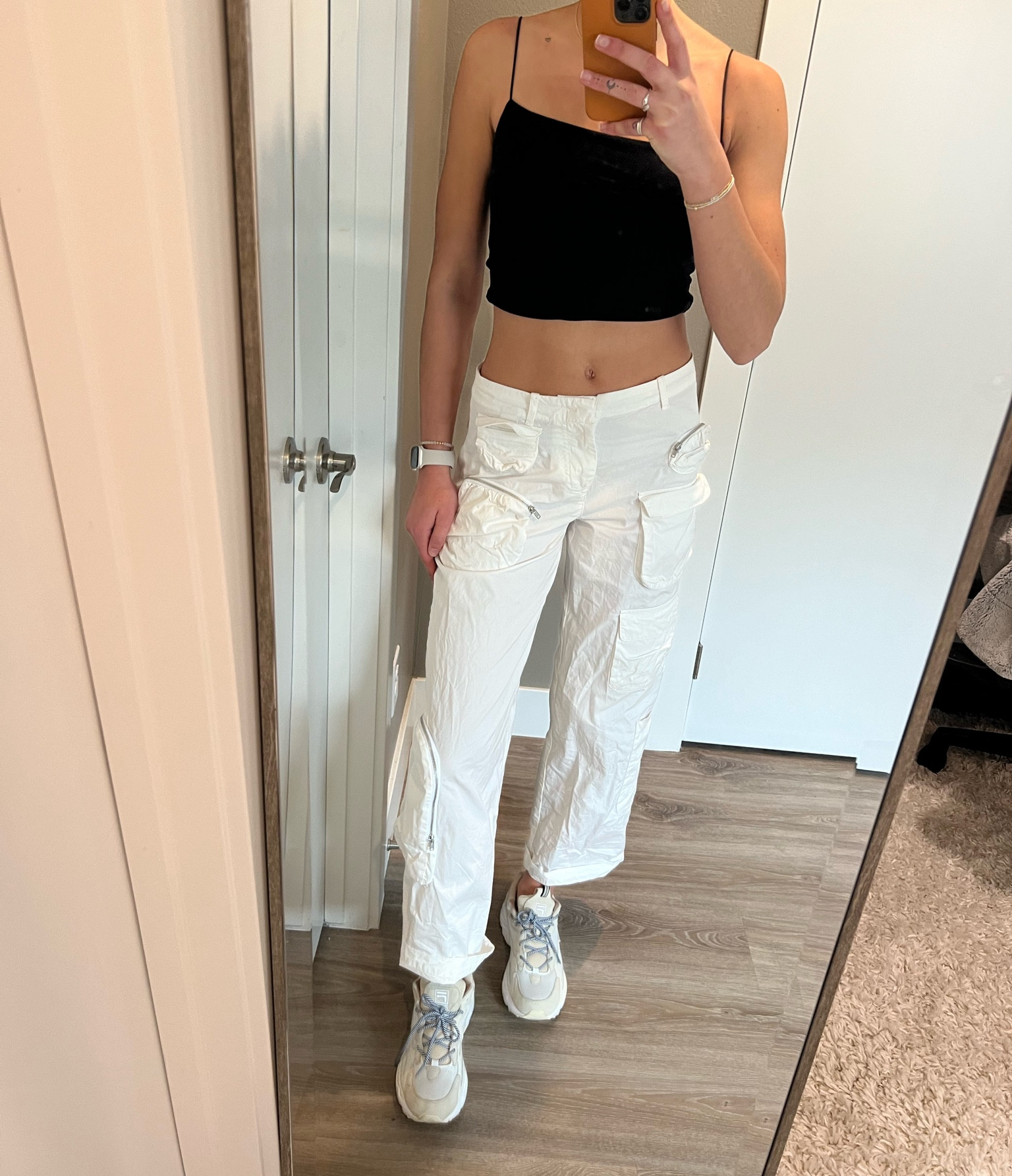 Low rise cargos #urban #90s 

#LTKFind #LTKFestival #LTKfit