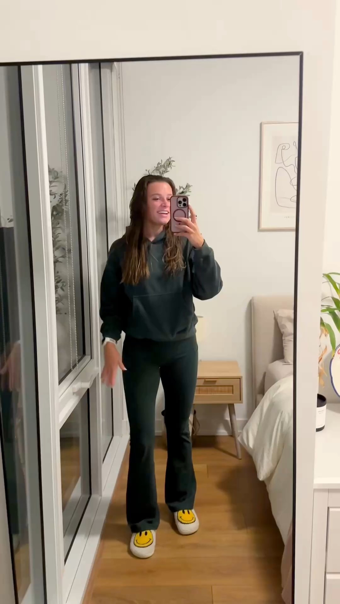Matching sweats are my favorite thing about the seasons changing and weather cooling down. Plus this set in the color “everpine” is perfecttttt 💚

#LTKActive #LTKStyleTip #LTKTall