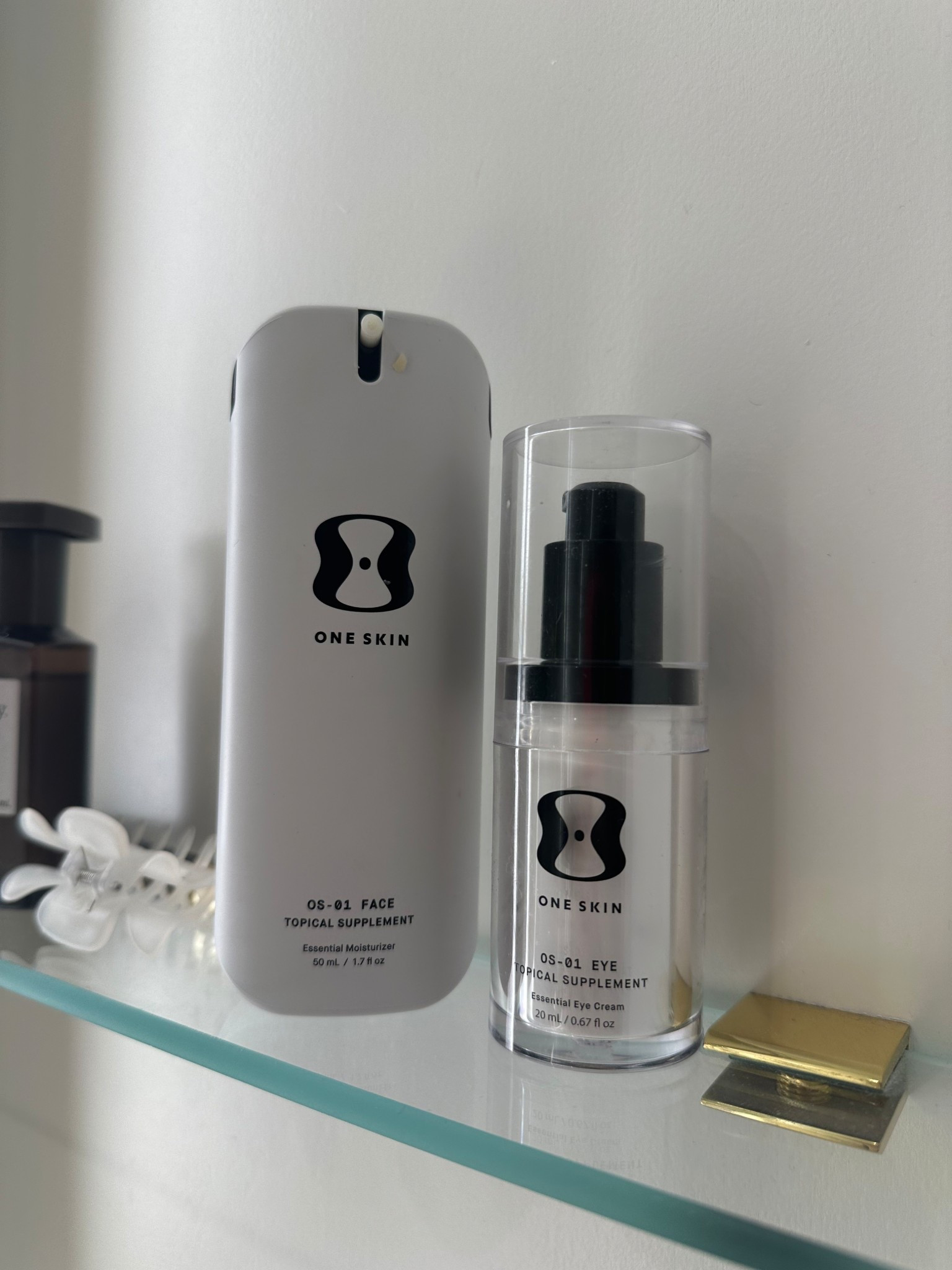 Acne safe skincare

Acne safe moisturizer 
Eye cream
