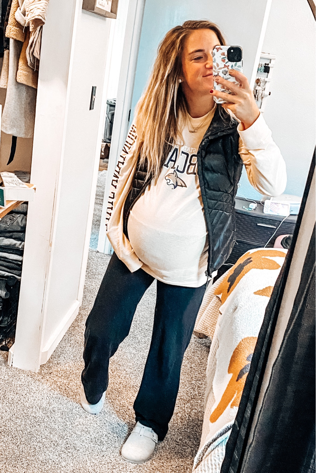 College football
Game day
Game day outfit 
Maternity 
Maternity outfit 
Casual maternity outfit 
Loungewear 
Maternity loungewear 

#LTKbump #LTKstyletip