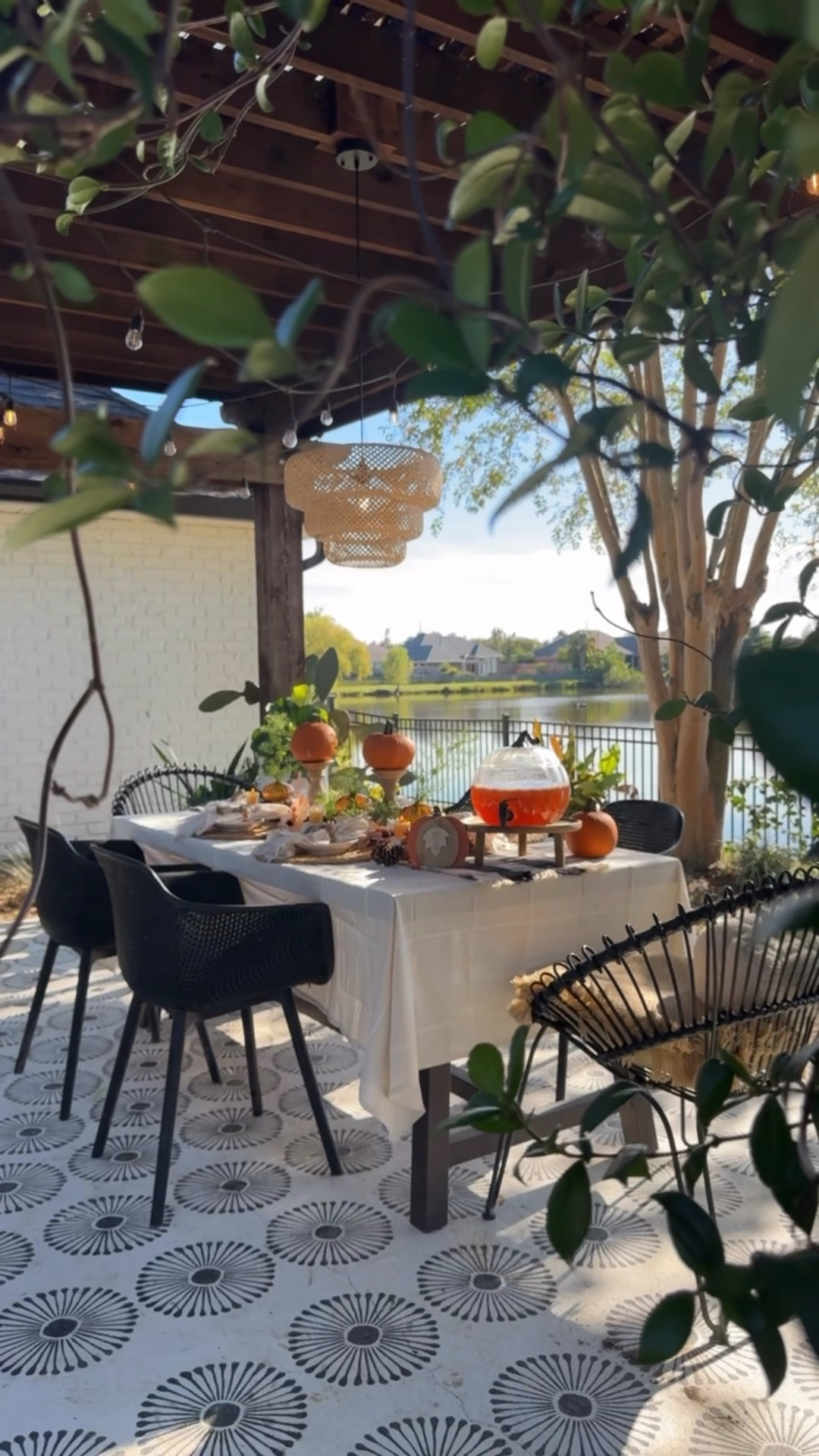 Bringing a little bit of Vermont back home & creating the perfect set up for hosting Friendsgiving!! @walmart rollbacks on their fall decor has me ballin' on a budget!!!! Love all of the festive items that I found. Most are under $5 right now!! 
#walmartpartner 

#walmarthome #walmartfinds #walmartstyle #holidayfinds #homefinds #fallfinds #fallhome

#LTKStyleTip #LTKHome #LTKHoliday