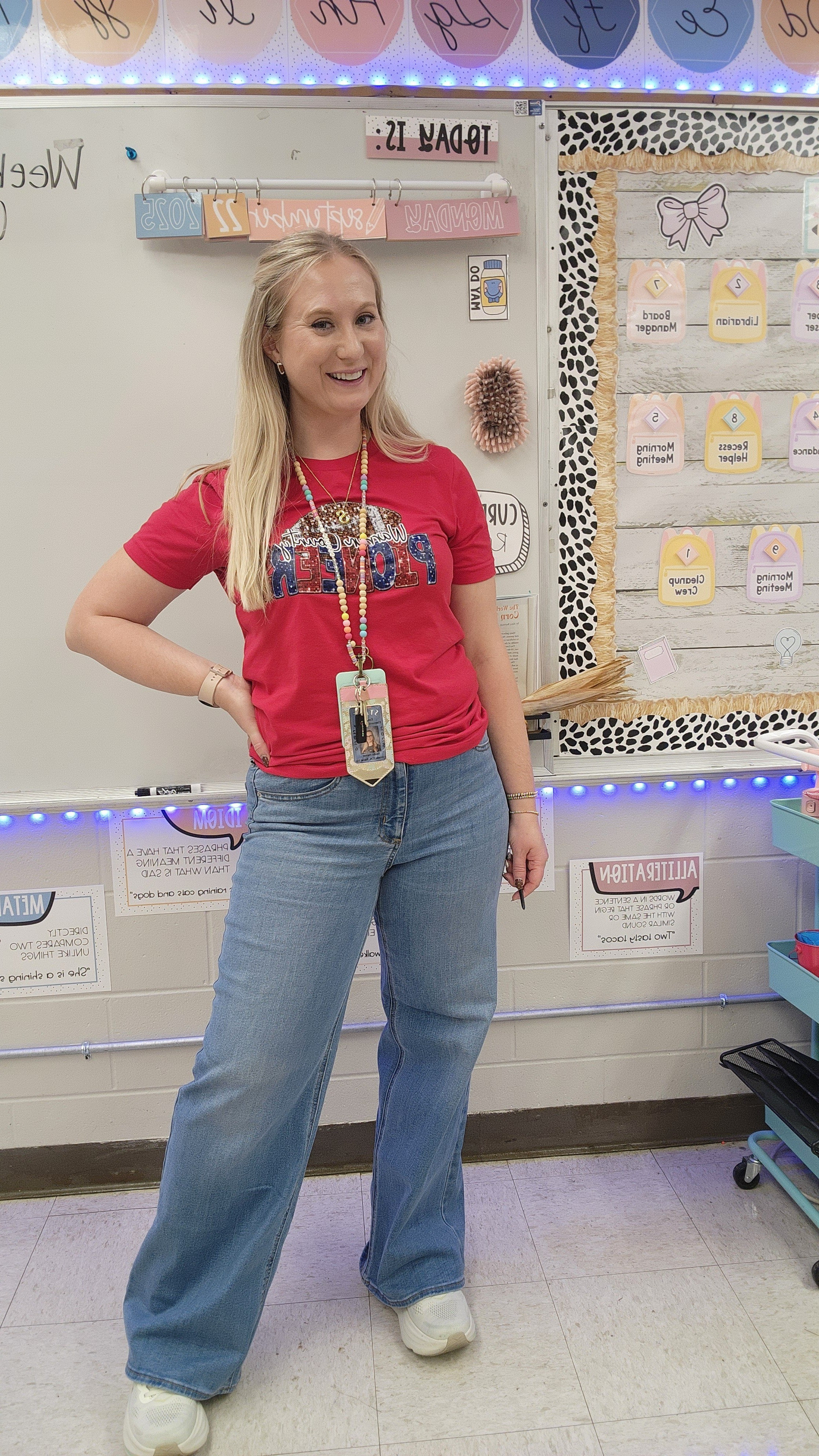 It's homecoming!! ❤️💙🏈These jeans from @target are my absolute favorite 😍 Homecoming | Teacher Style | Teacher Fashion | Teacher Outfit | Affordable Fashion | Target Find | Best Jeans 👖 

#LTKStyleTip #LTKMidsize #LTKSeasonal