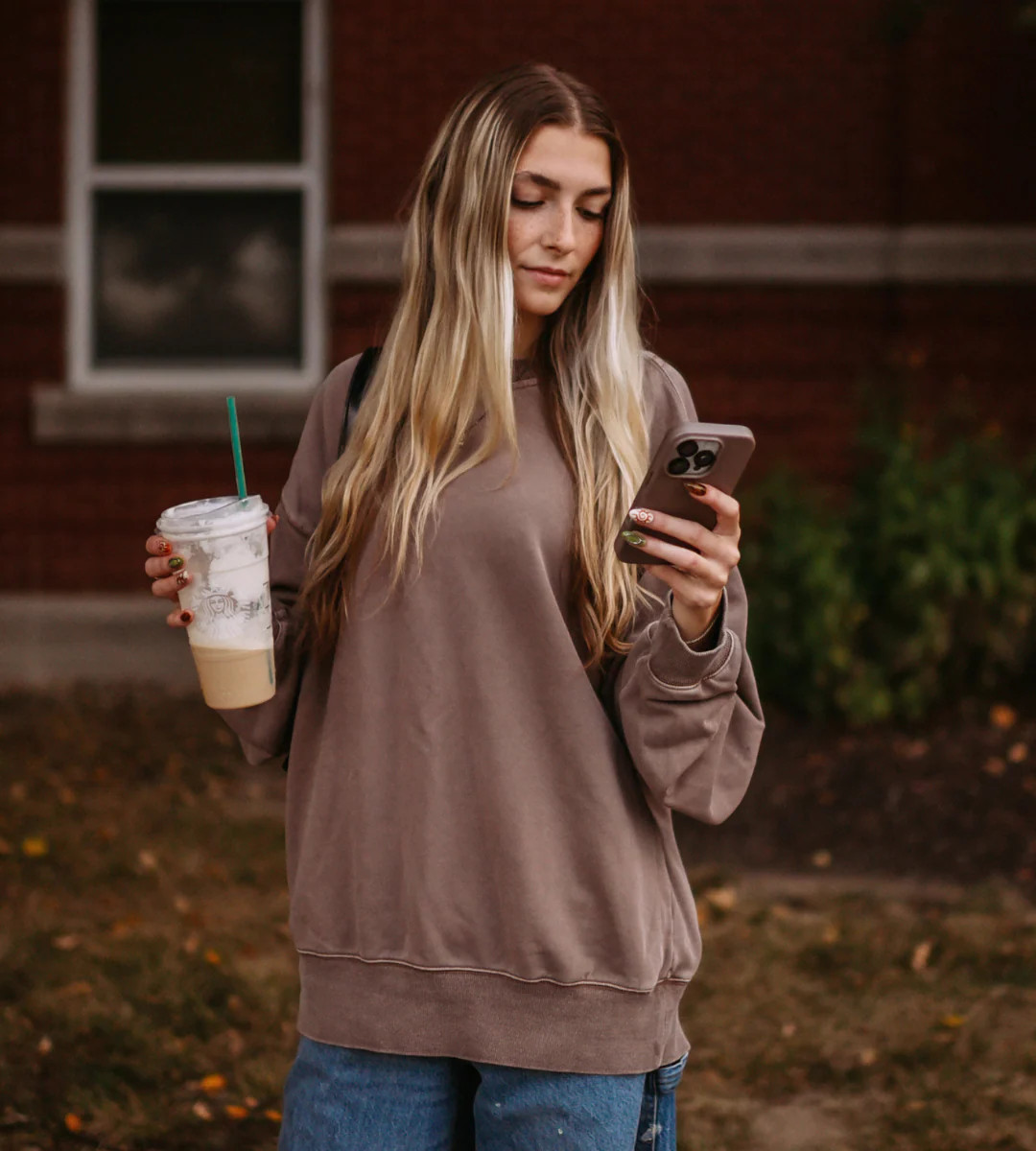 Crew Neck Sweatshirt | Hill x Sarah