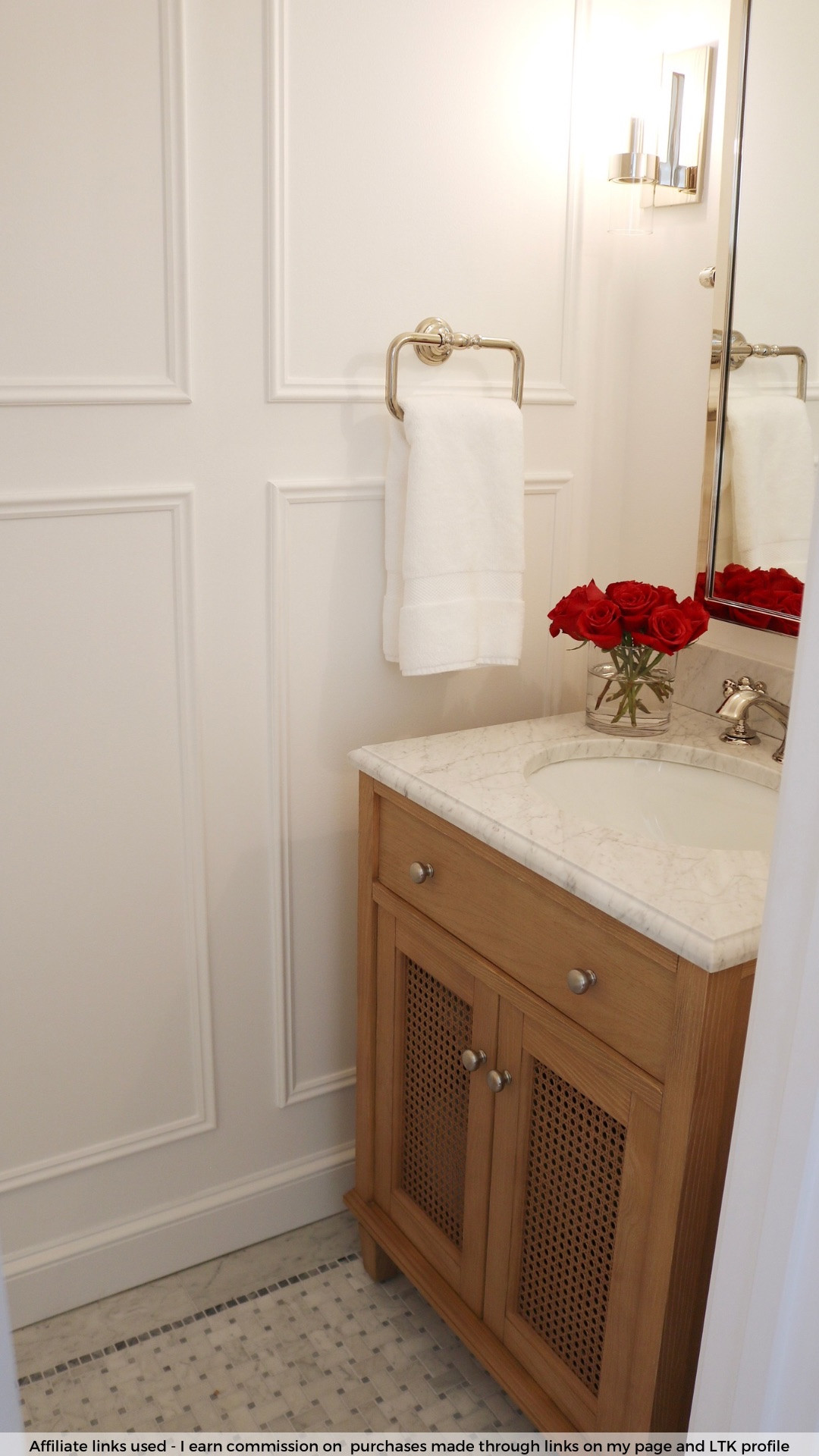Small bathroom vanity with marble countertop

Pottery Barn vanity


#LTKHome