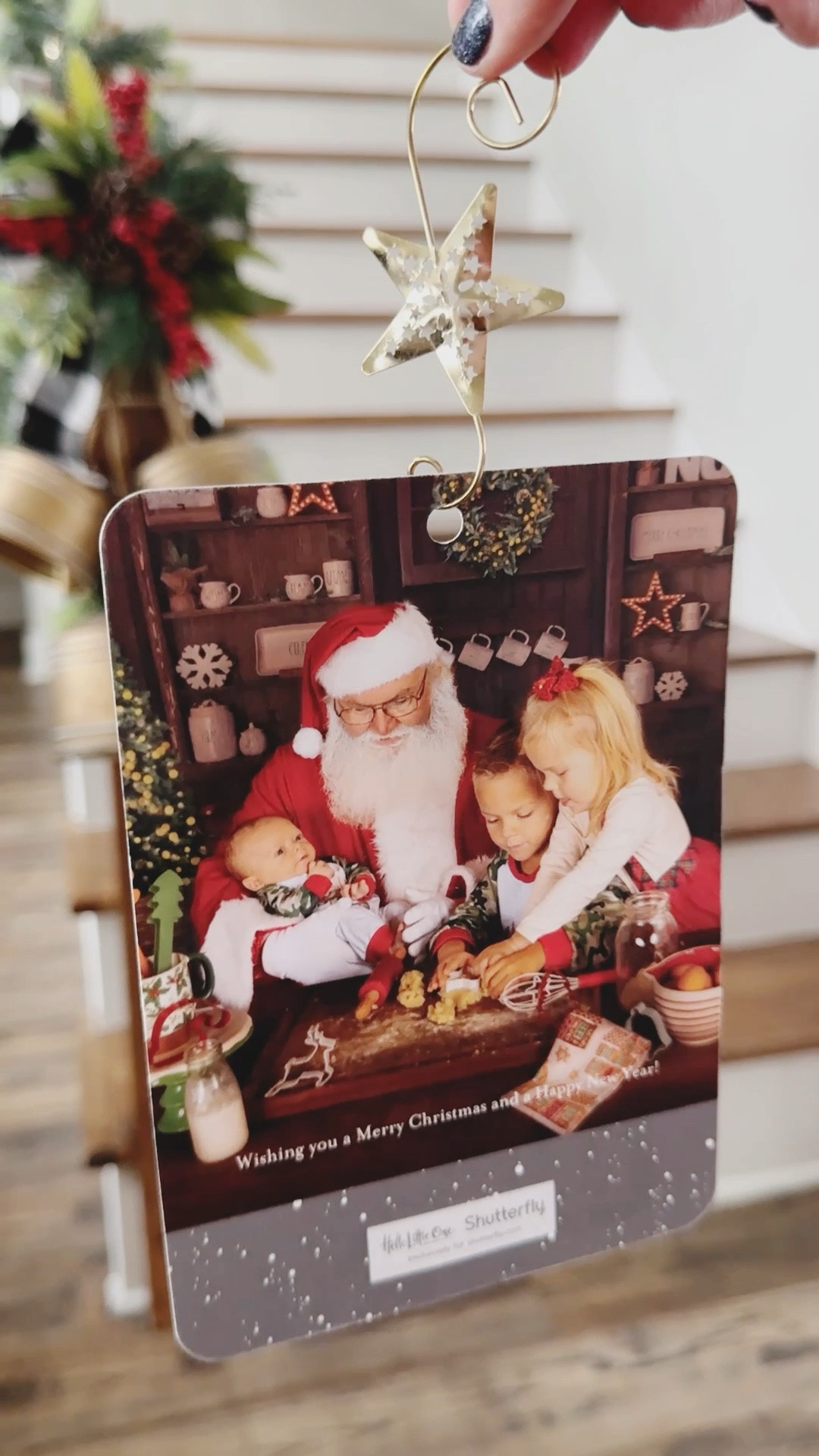 Display your Christmas cards for you and guest to enjoy with these beautiful Gold Star Hooks! 

#LTKHoliday #LTKhome #LTKSeasonal