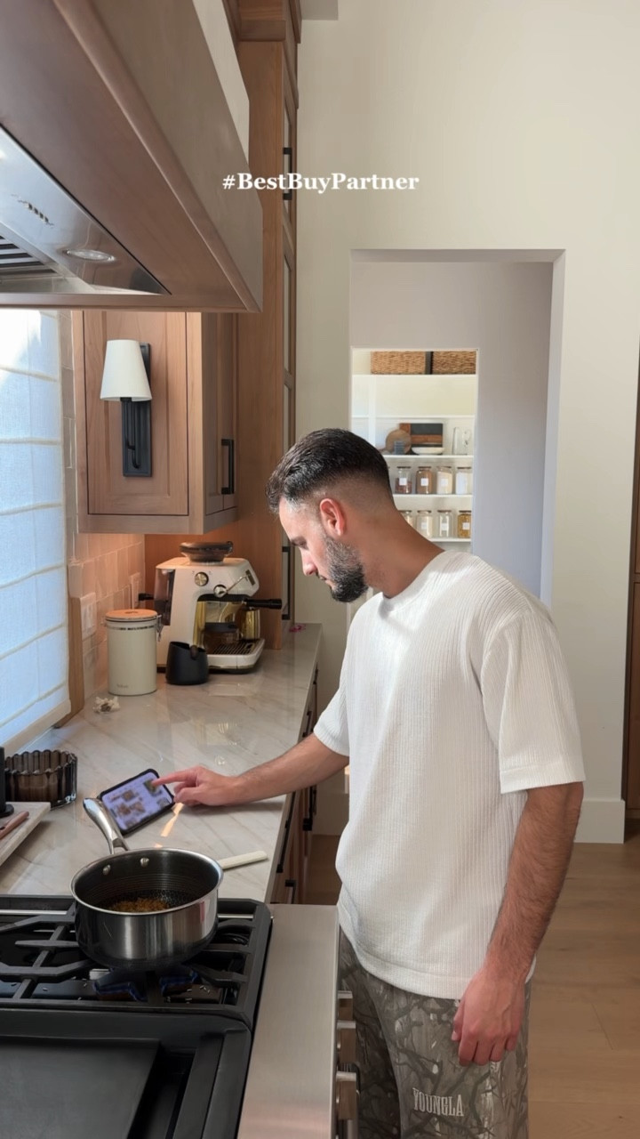 #BestBuyPartner Between filming, cooking, and chasing the kids, my phone takes a beating 😅 The Rainier case from ZAGG keeps it protected up to 22ft without the bulk. Plus, the kickstand and magnetic compatibility make life way easier. Find it at @BestBuy on the ZAGG showcase.